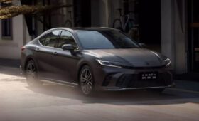 В Китае представлена «великолепная» Toyota Camry