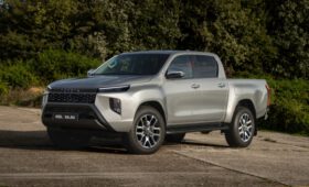 Новый Toyota Hilux 2025